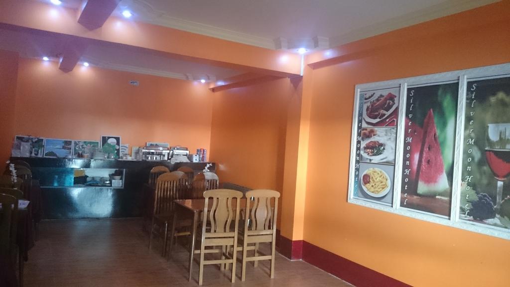 Silver Moon Hotel 양곤 외부 사진